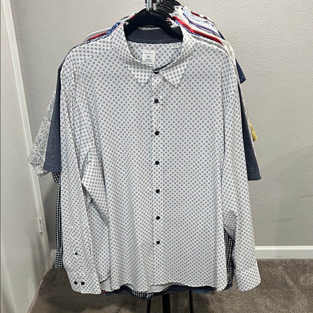 Men's Black and White Geometric Button Down Shirt